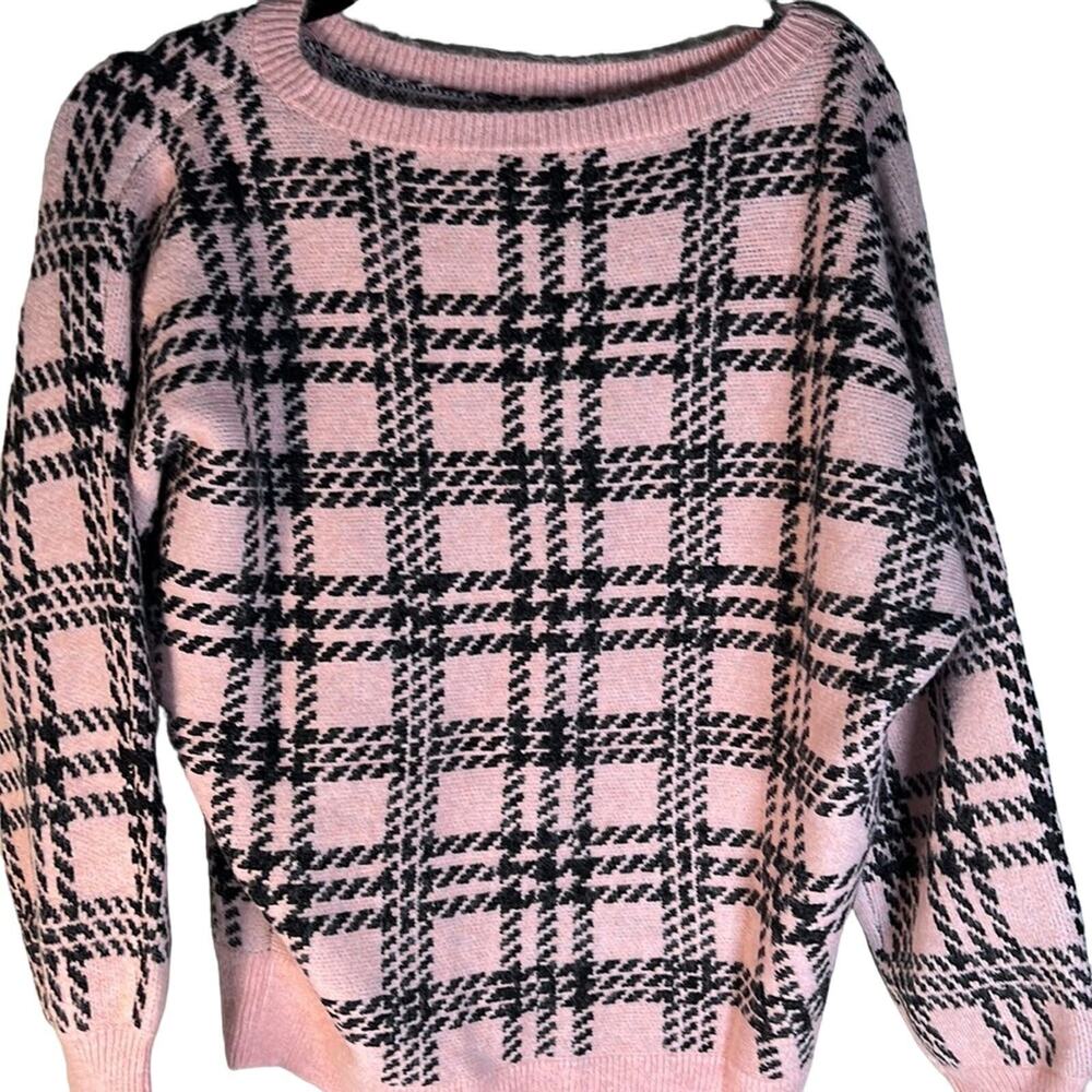 New Ann Taylor Frosted pink and Black Crewneck Long Sleeve sweater